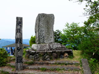 �˃��x�̐킢-3